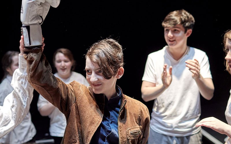 Bugsy Malone, 2020. An Grianán Youth Theatre. Photo by Paul McGuckin.