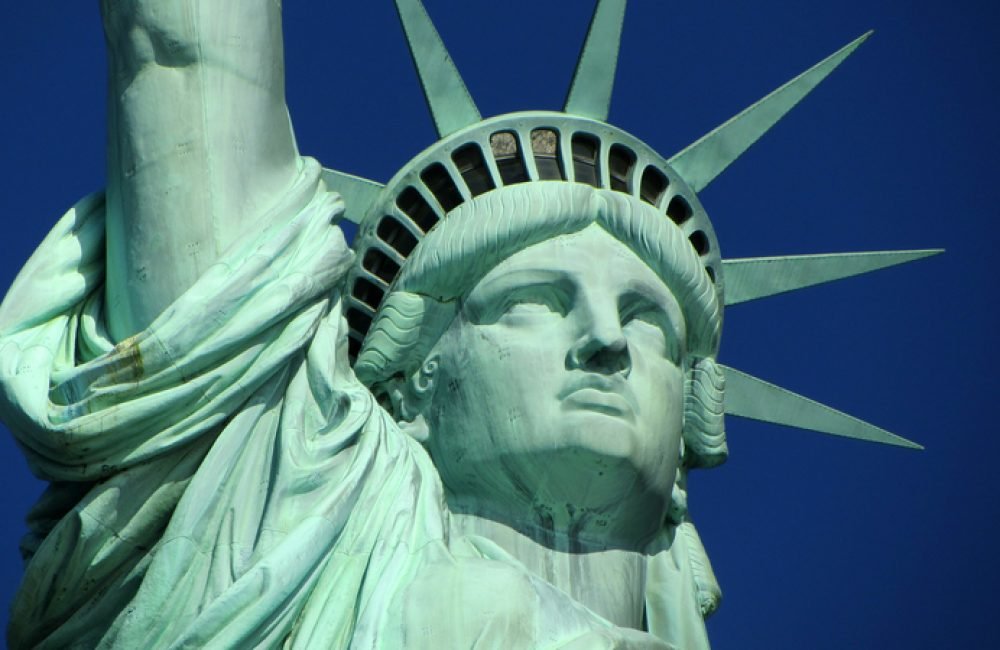 face-of-the-statue-of-liberty-in-new-york_800