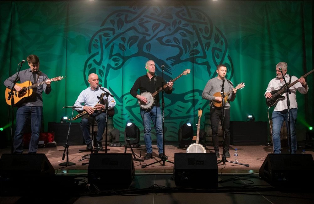 Green Road is a five-piece ballad and folk band from Co. Wexford.